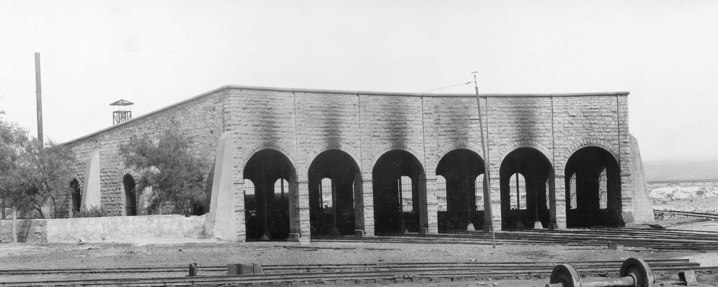 Casa redonda para seis vías en los talleres de Hipólito, Coahuila, 1929.
